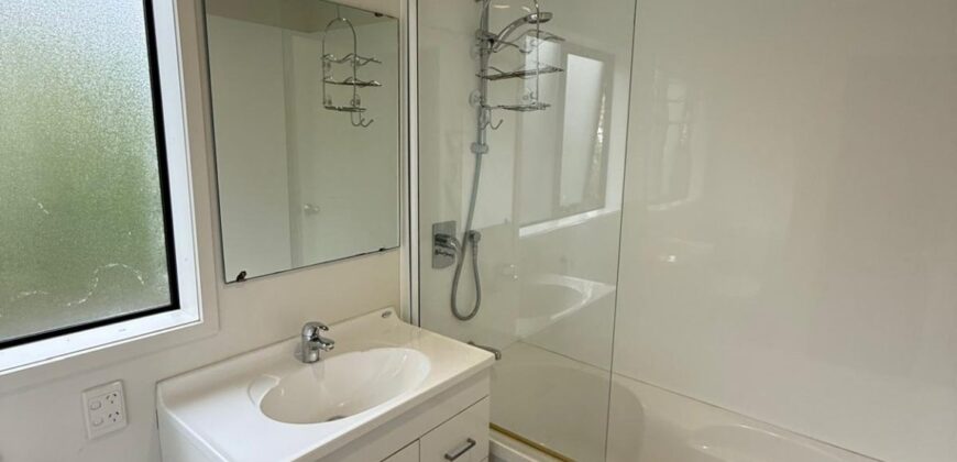 Glen Eden, 3 bedrooms