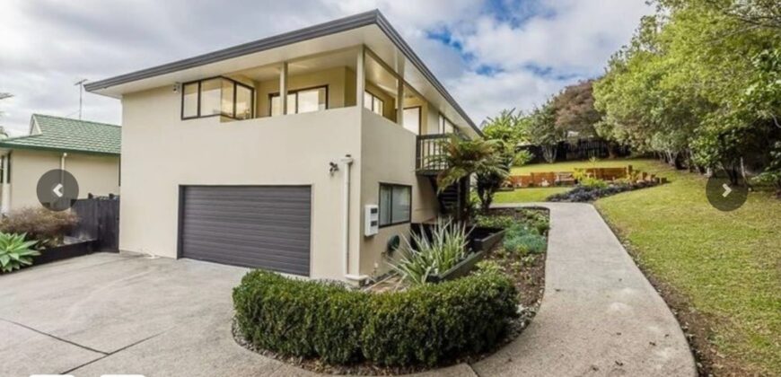 36 Hewlett Road, Massey, Waitakere City
