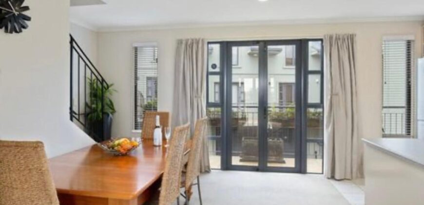 Papatoetoe, 4 bedrooms