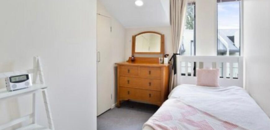 Papatoetoe, 4 bedrooms